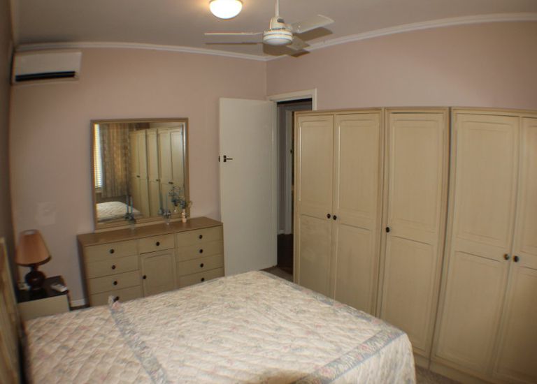 8 Swan Street, Brighton