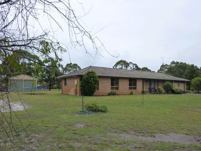 1 Bernborough Close, Tuncurry