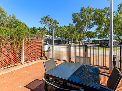 176 / 122 Port Drive, Minyirr