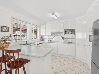 2 / 4 Lisa Place, Forster