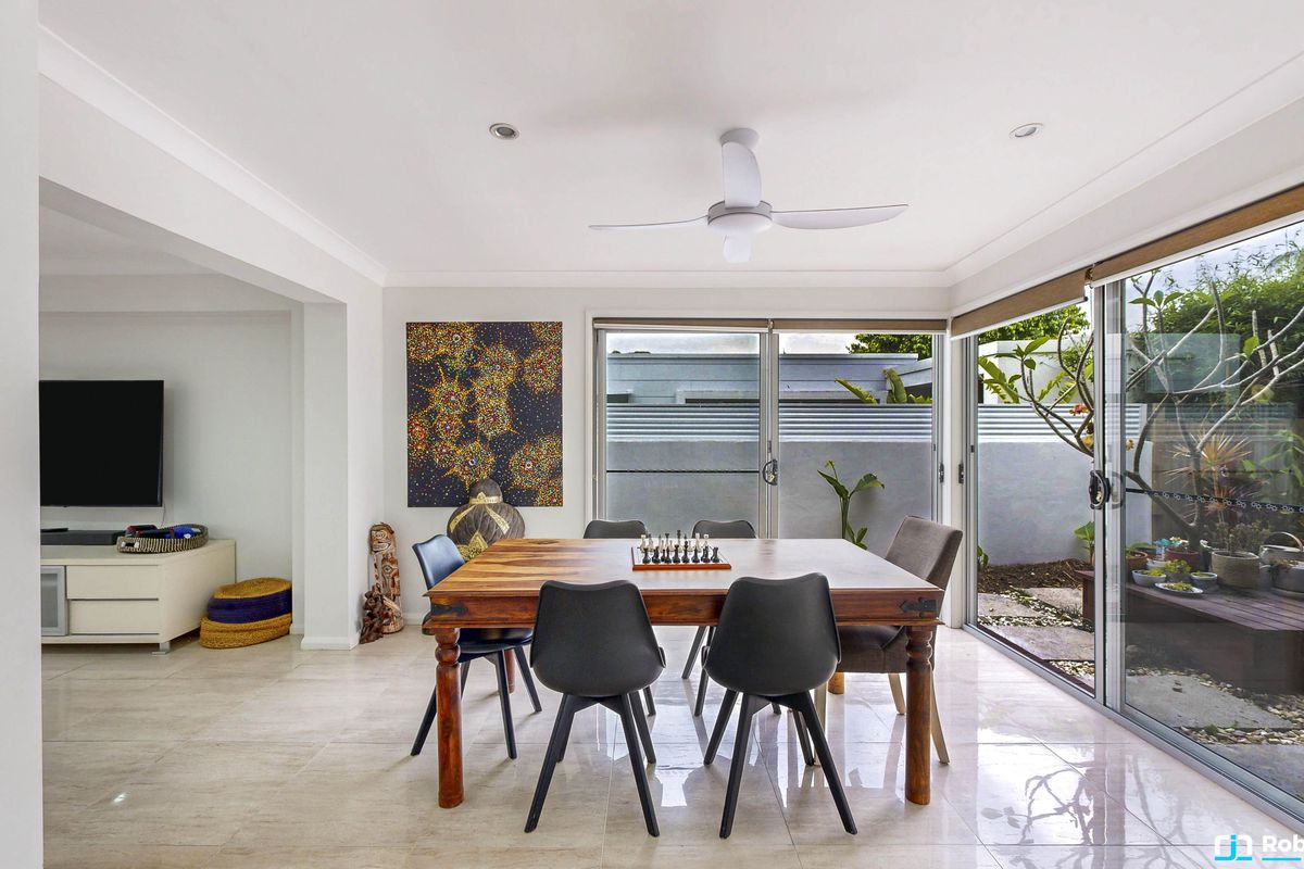 25 Myles Street, Tewantin