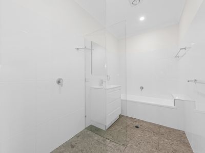 2 / 15 Elizabeth Avenue, Clontarf