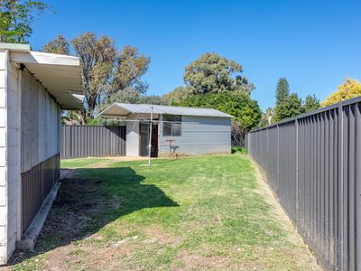 8 Napean Place, Armadale