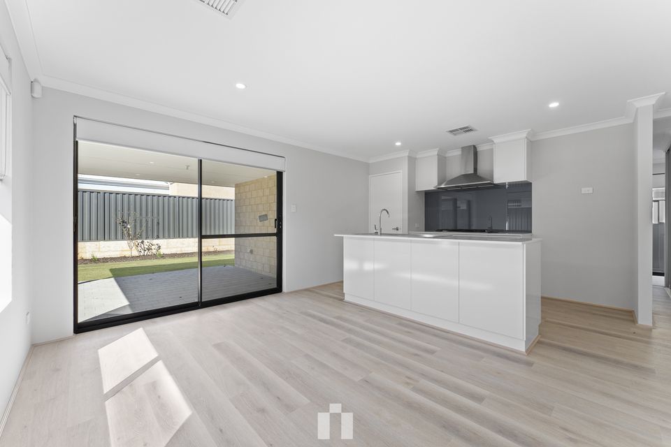 30 FURLING GROVE, Baldivis