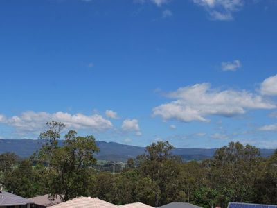 4 Hermitage Place, Dapto