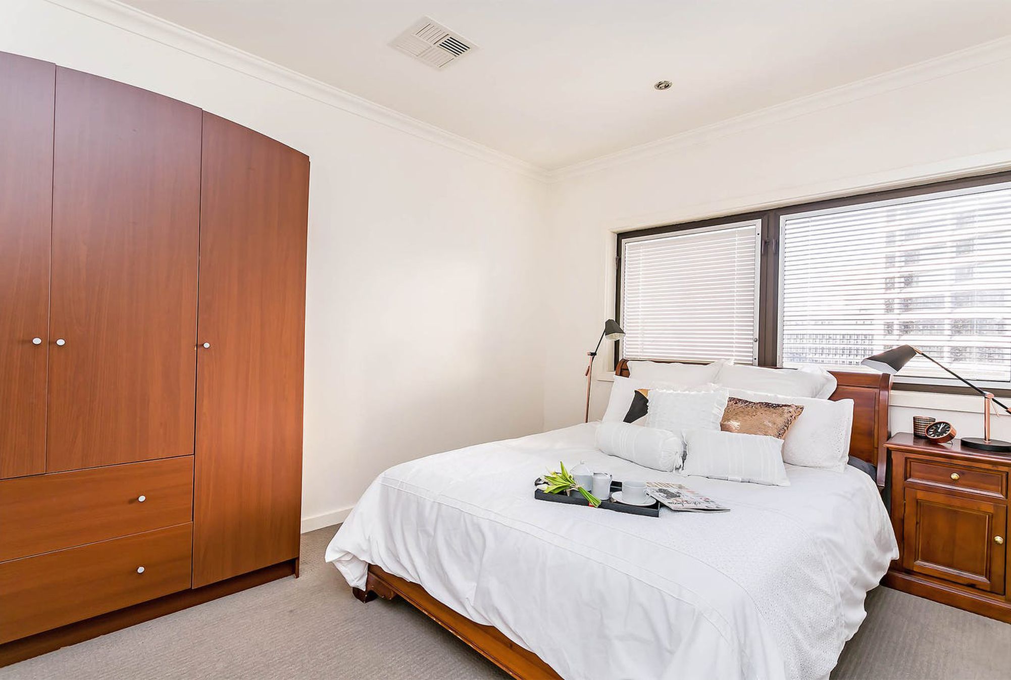 1002 / 39 Grenfell Street, Adelaide