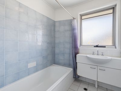 2 / 19 Pangarinda Place, Mooloolaba