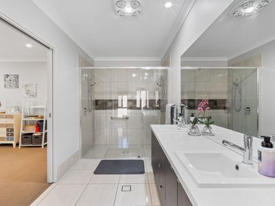 148 Santa Monica Drive, Augustine Heights