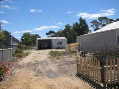 77 Hammond Street, Kellerberrin