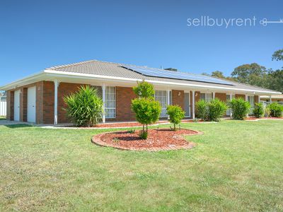 13 HOWQUA CIRCUIT, Wodonga