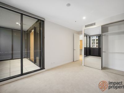 212 / 62 Constitution Avenue, Parkes