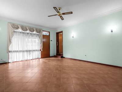 18 Albert Road, Middle Swan