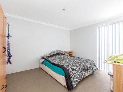 1 / 62 Winton Street, Carey Park