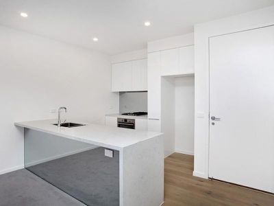 2 / 14 Horizon Drive, Maribyrnong