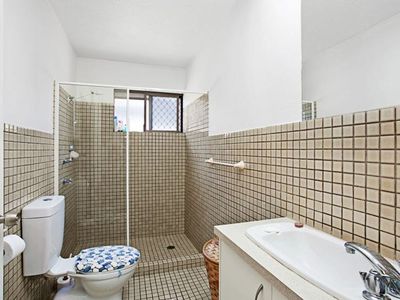 1 / 69 Poinciana Avenue, Tewantin