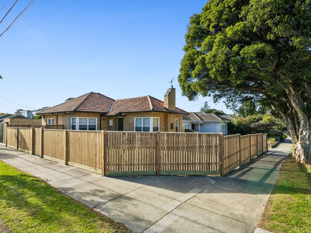 15 Ellen St, Parkdale