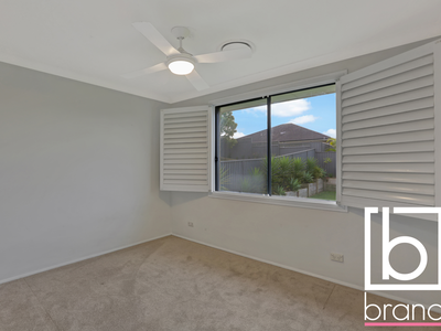 7 Honeygum Way, Mardi