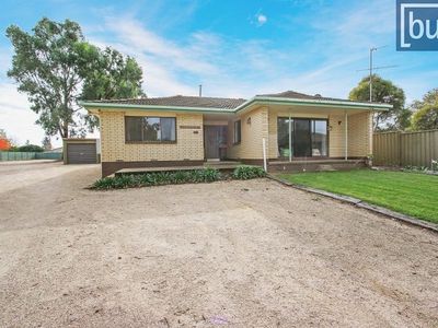 115 Hawkins St, Howlong