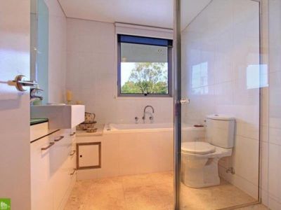 2 / 36-38 Church Street, Wollongong