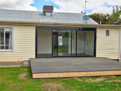 16 Johnson Street, Horsham