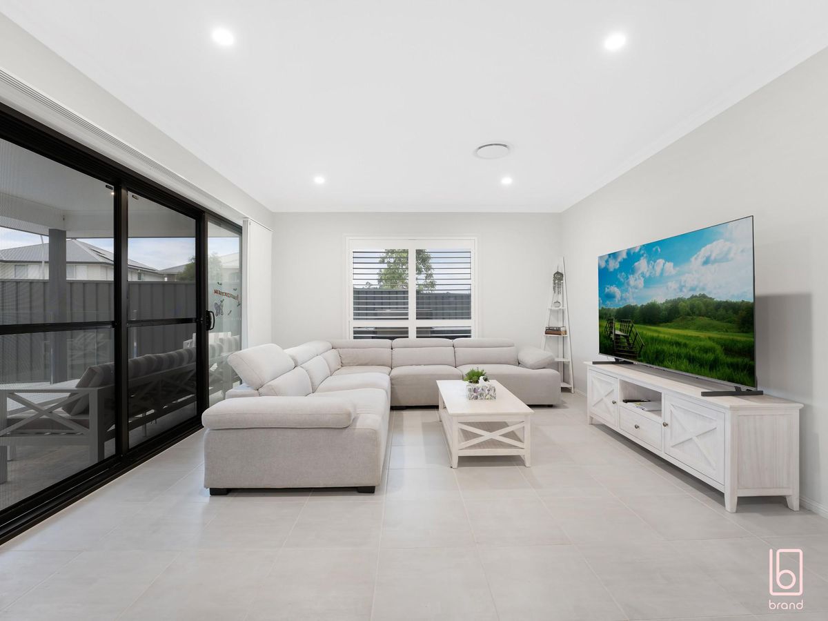 2 Wilga Road, Hamlyn Terrace