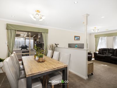1 Durnoch Place, Cranbourne