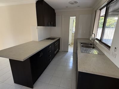 7 McAndrew Close, Lurnea