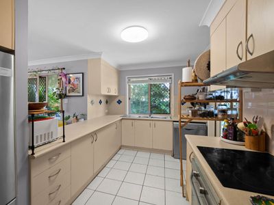 1 / 2 Denison Court, Capalaba