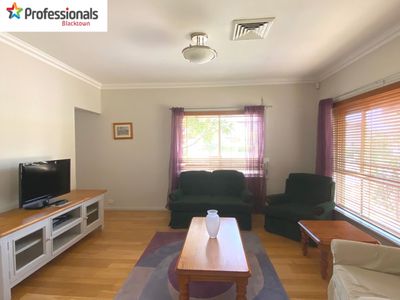 2 Marcia Street, Toongabbie