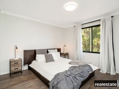 4 / 30 Bronte Street, East Perth