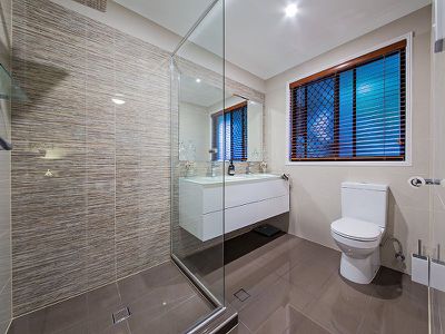 52 gordon crescent, Wakerley