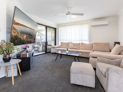 6 Devoy Place, Black Head