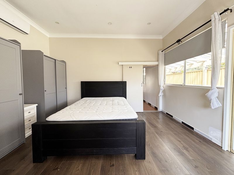 140a Roberts Road, Greenacre
