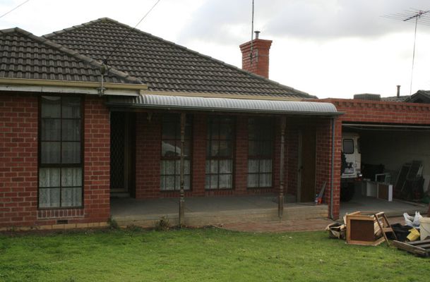 9 Glenys Avenue, Airport West