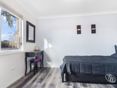 107 Noble Parade, Dalmeny