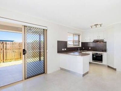 2 / 5 Jovi Court, Scarness