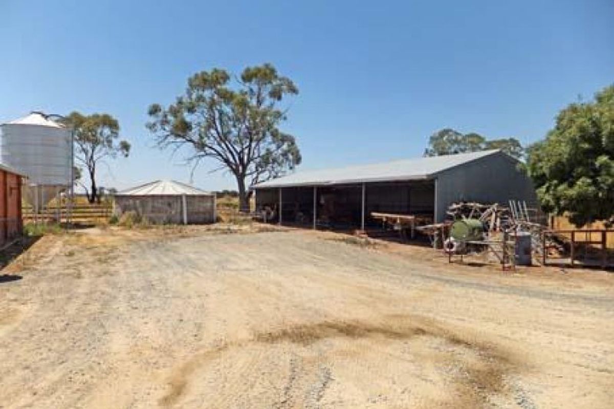 720 White Road, Girgarre