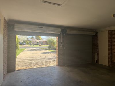 7 Cobden Place, Parkes