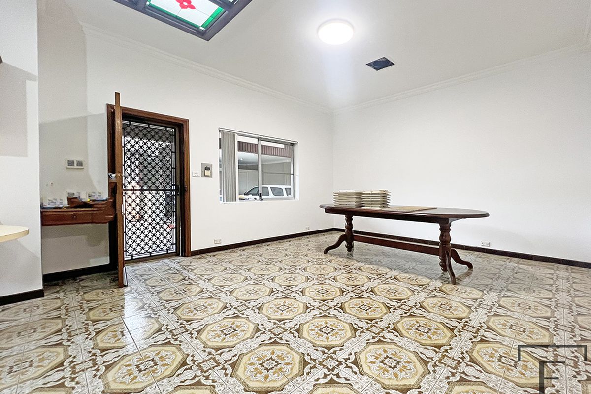 340 Lyons Road, Russell Lea