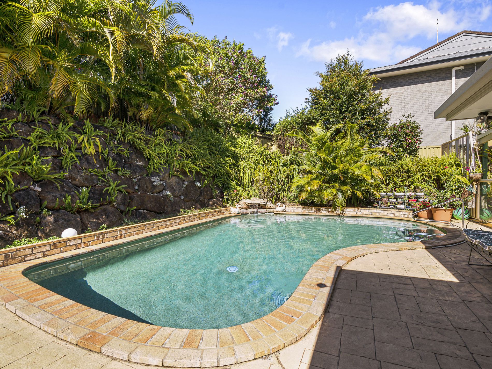 24 Cominan Avenue, Banora Point