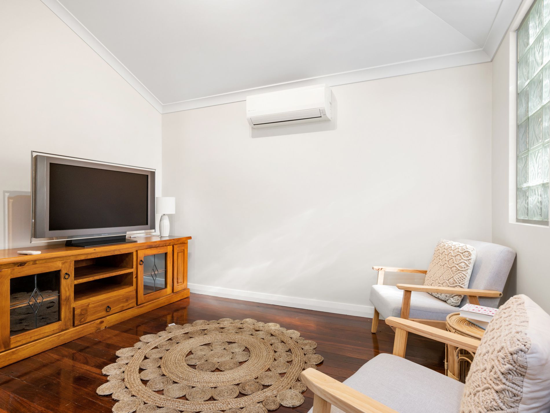 123 Davis Street, Victory Heights