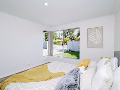 9B Towton Street, Redcliffe