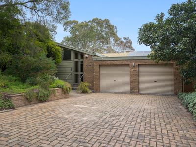 3 Morland Avenue, Stonyfell