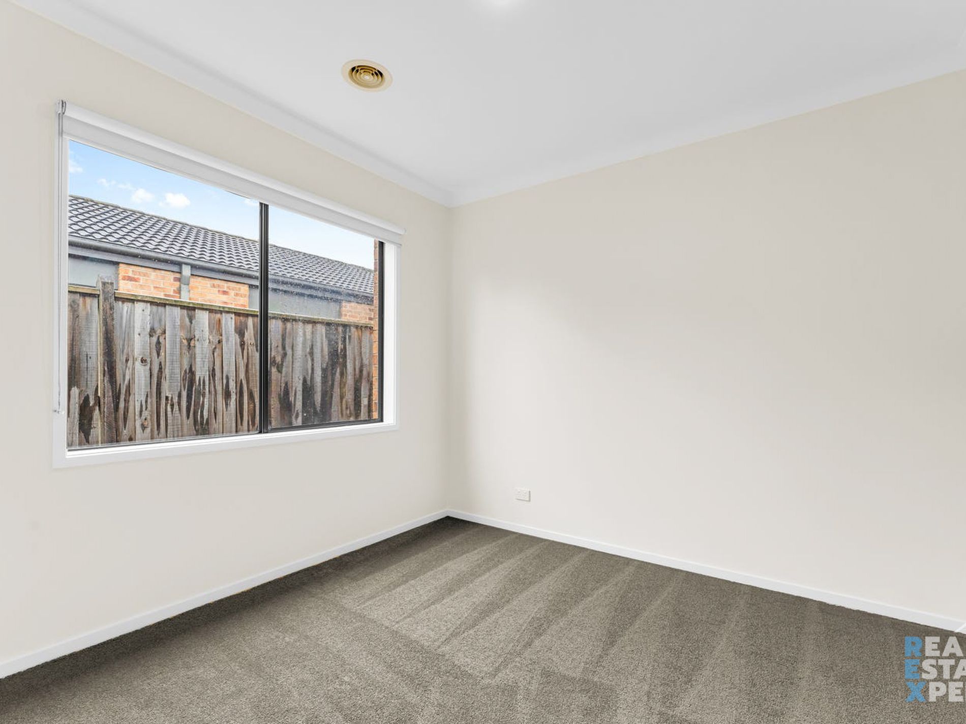 13 Beechtree Way, Cranbourne North