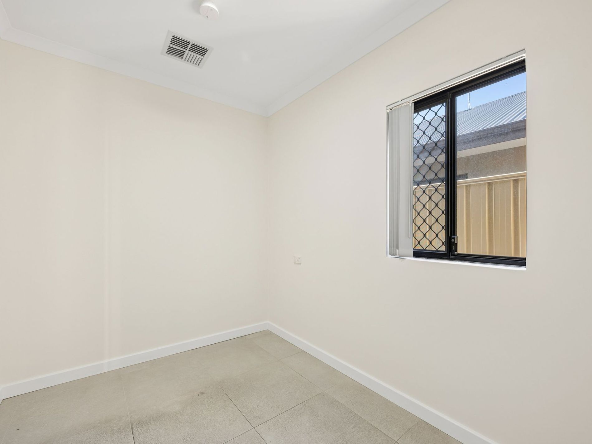 8B Stanmore Ct, Lynwood