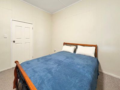 2-4 Breeza Street, Carroll