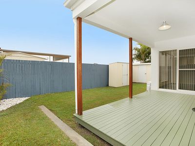 2 Lanai Close, Parrearra