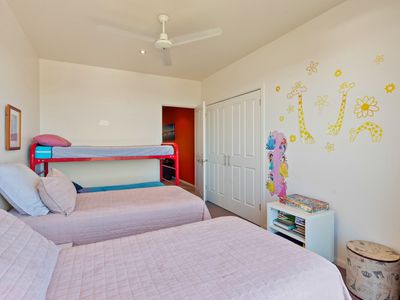 19 Albacore Crescent, Eden