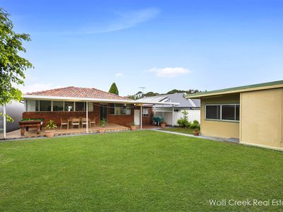 10 Firmstone Gardens, Arncliffe