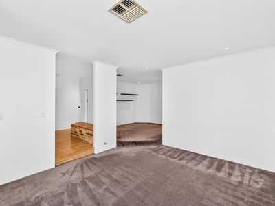 20 Northmore Crescent, Winthrop